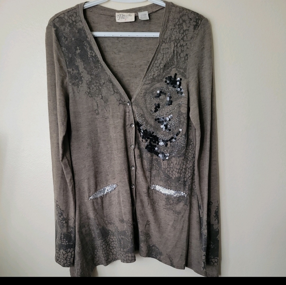 Miss Me Women's Long Sleeve Button Down Top Size Med Appliqué Beaded with Sequin